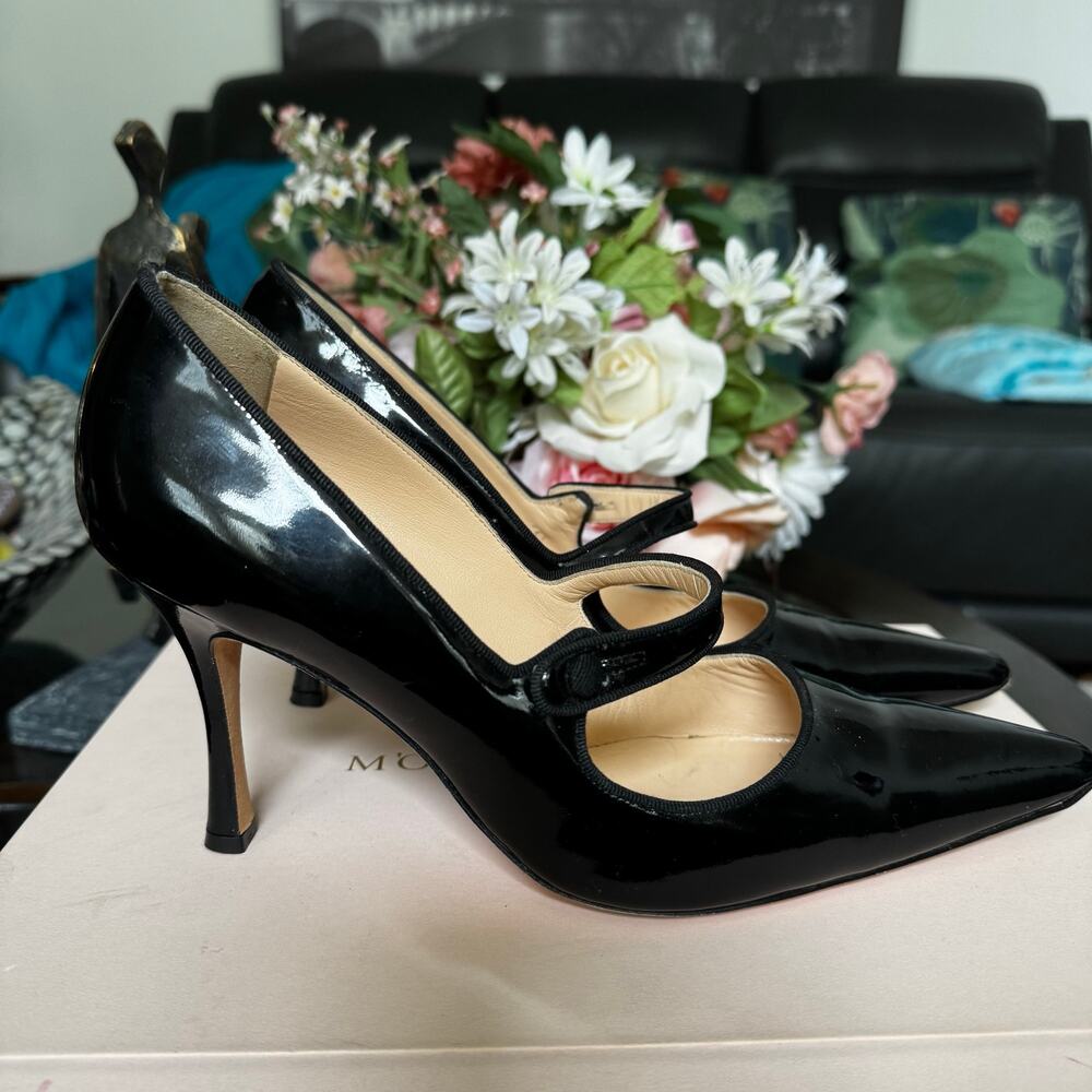 MANOLO BLAHNIK | Campari Black Patent Mary Jane Pumps Heels Shoes Size 41.5M